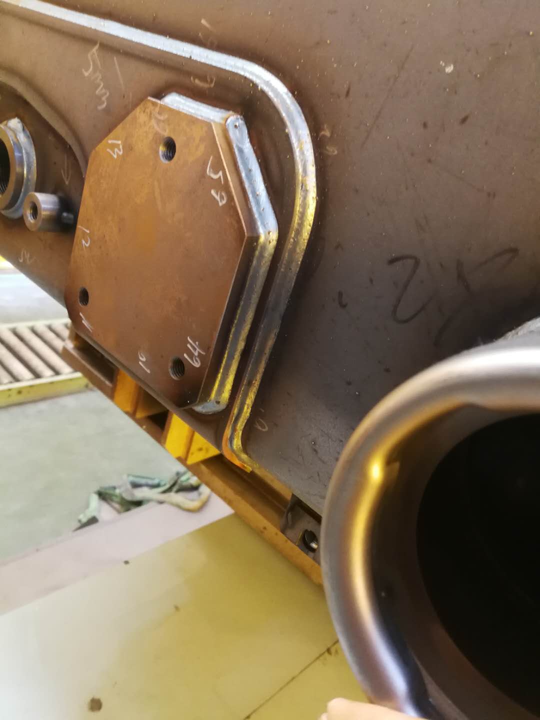 油箱焊接工作站